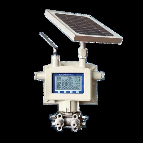 ¿Cuál es el nivel de precisión típico de un transmisor multiparámetro?