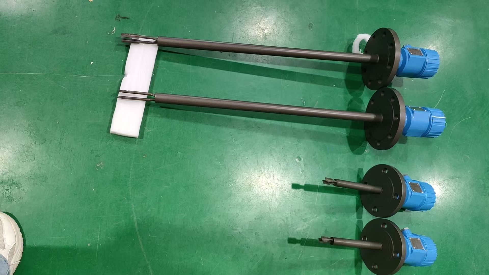 Últimos casos de empresas sobre 100 Questions About Tuning Fork Level Switches-Part 6 | Materials and Corrosion Prevention 51–60