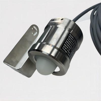 Un buen precio. Instrumentos de medición del nivel del agua por radar de alta precisión de 80 GHz Radar medidor del nivel del agua en línea