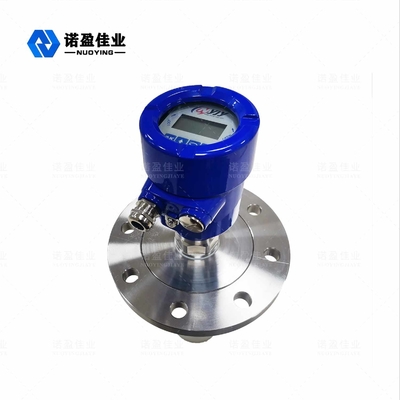 Un buen precio. 26G Smart Digital Radar Level Transmitter Medidor de nivel inalámbrico para condiciones de líquido corrosivos fuertes con rango de 20m en línea