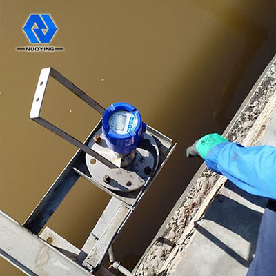 Un buen precio. Transmisor de nivel de radar de 80 GHz adecuado para tanques grandes y pequeños 4-20mA /HART/RS485/Modbus salida de señal en línea