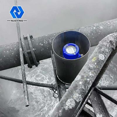 Un buen precio. Filamento de tornillo IP67 Frecuencia continua 80 GHz Modulación del transmisor de nivel de radar 120m en línea